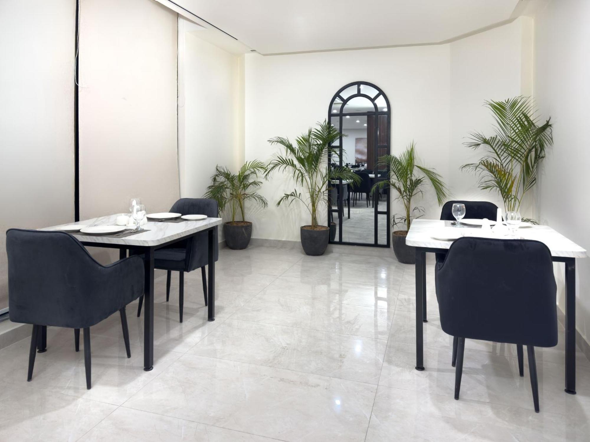 Hotel One Vogue Mall 35 Rawalpindi Exterior foto